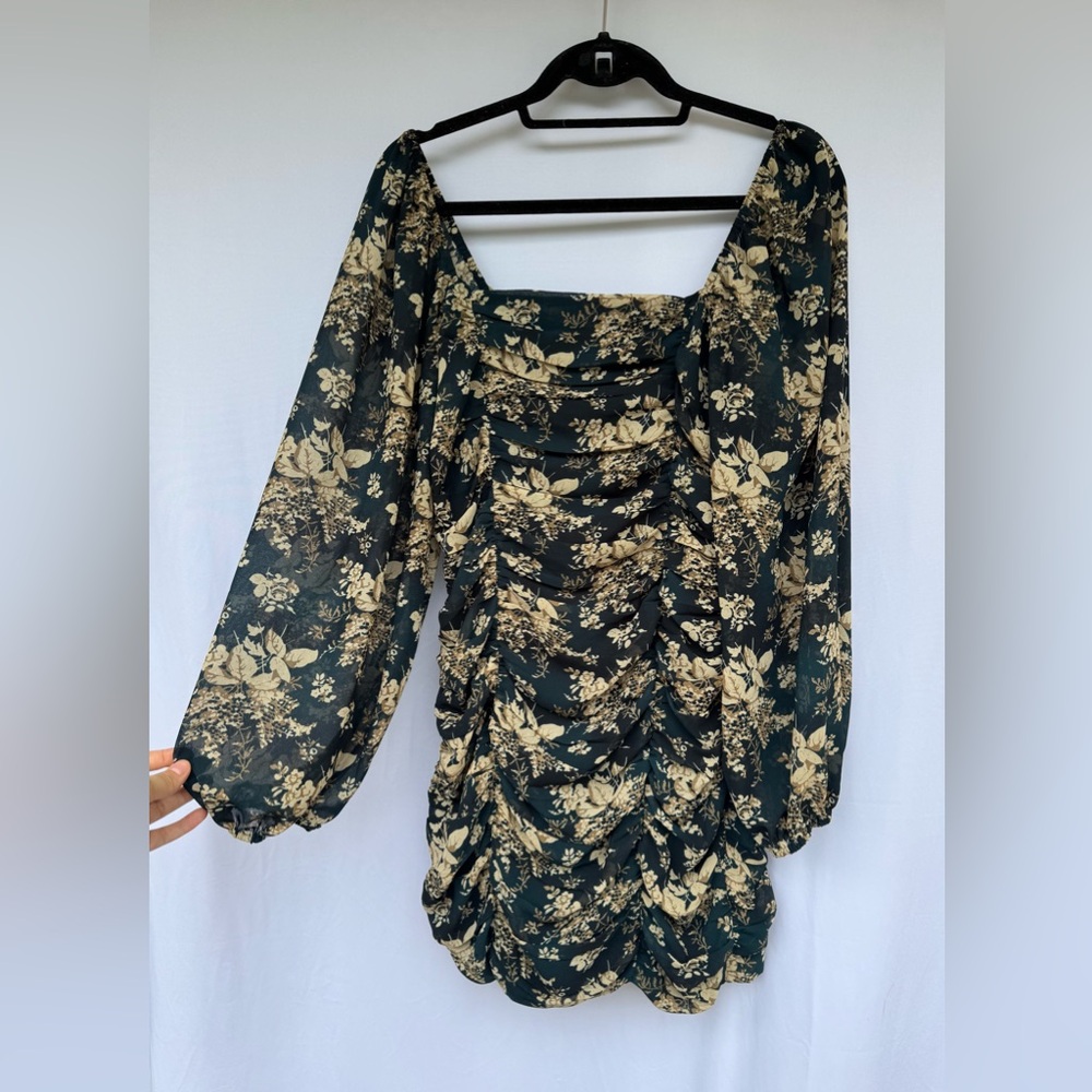 Floral long sleeve mini dress